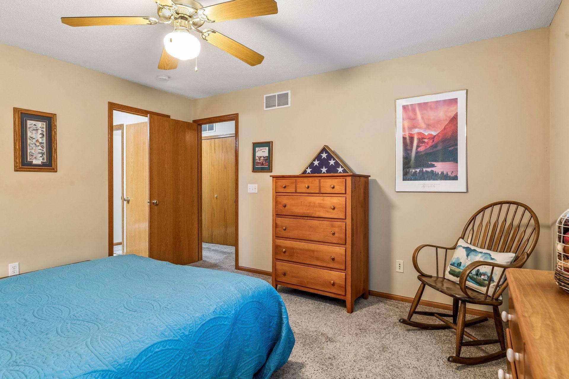 6991 21st Street N, Oakdale, MN 55128 6991 21st Street N, Oakdale, MN 55128