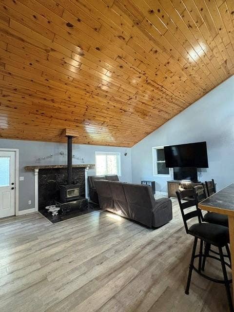 26749 Upper Necktie River Drive, Bemidji, MN 56601 living.jpg