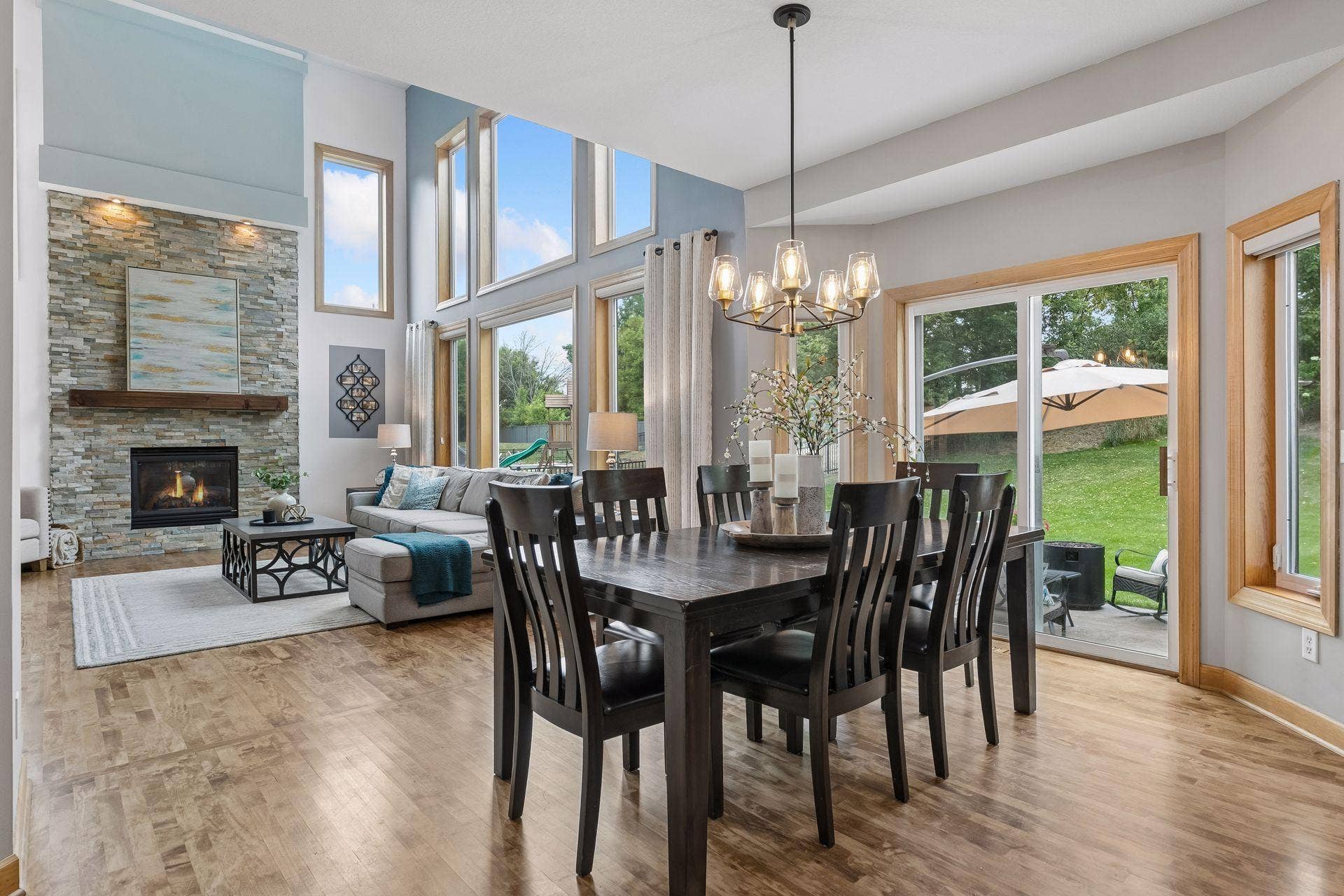 8053 Enclave Bay, Woodbury, MN 55125 8053 Enclave Bay, Woodbury, MN 55125