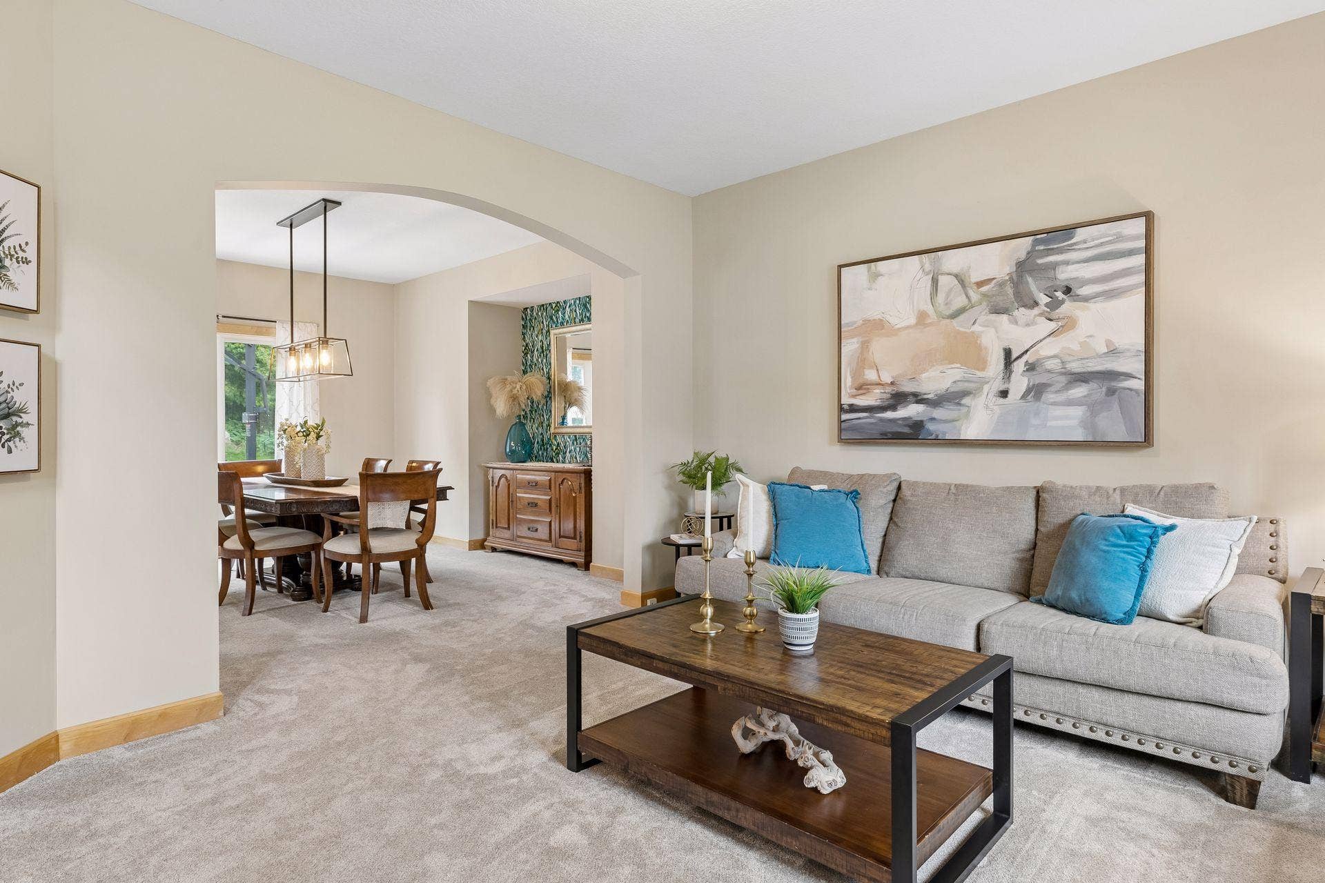 8053 Enclave Bay, Woodbury, MN 55125 8053 Enclave Bay, Woodbury, MN 55125