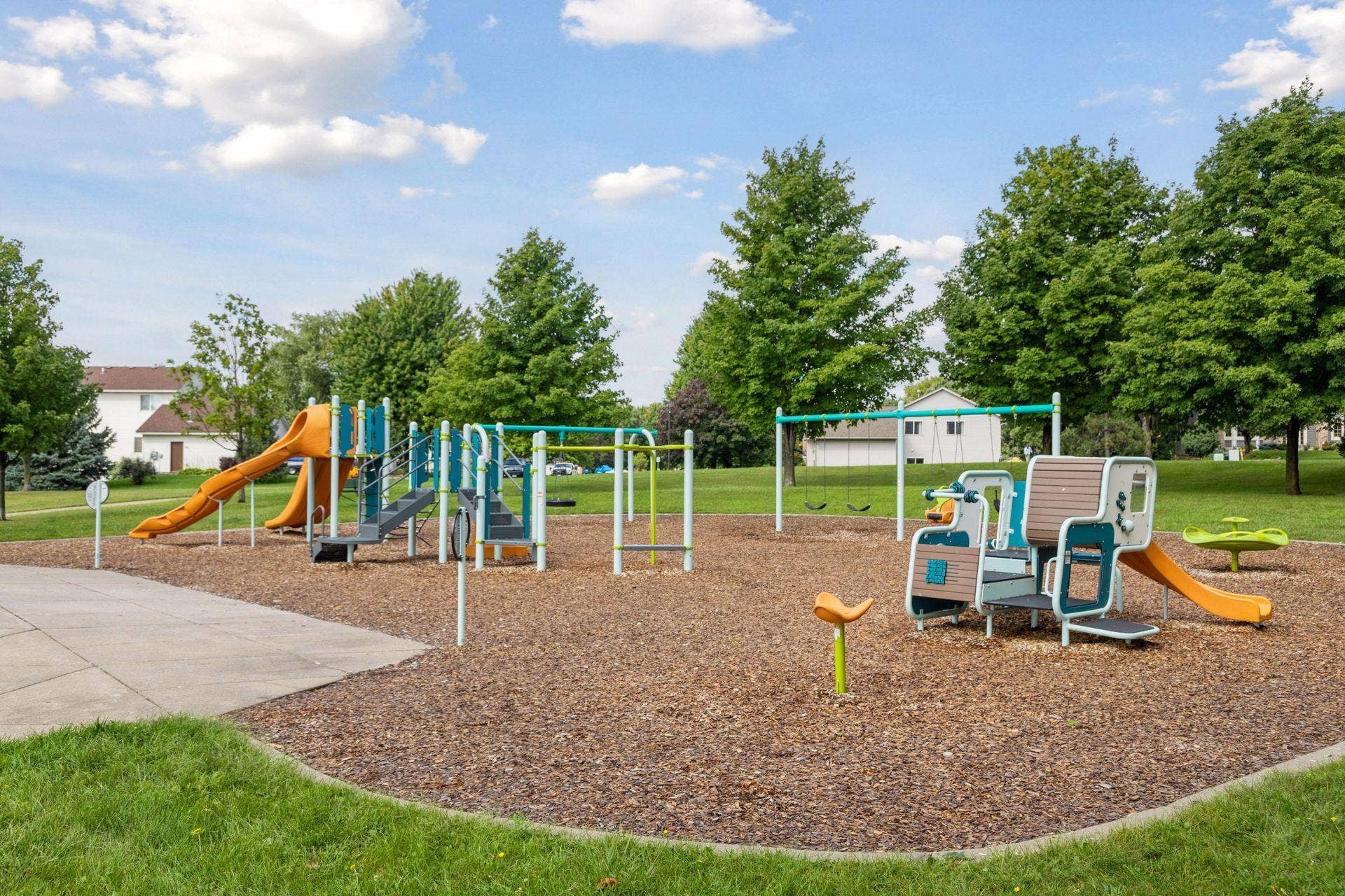 8053 Enclave Bay, Woodbury, MN 55125 Ridge Park Playground