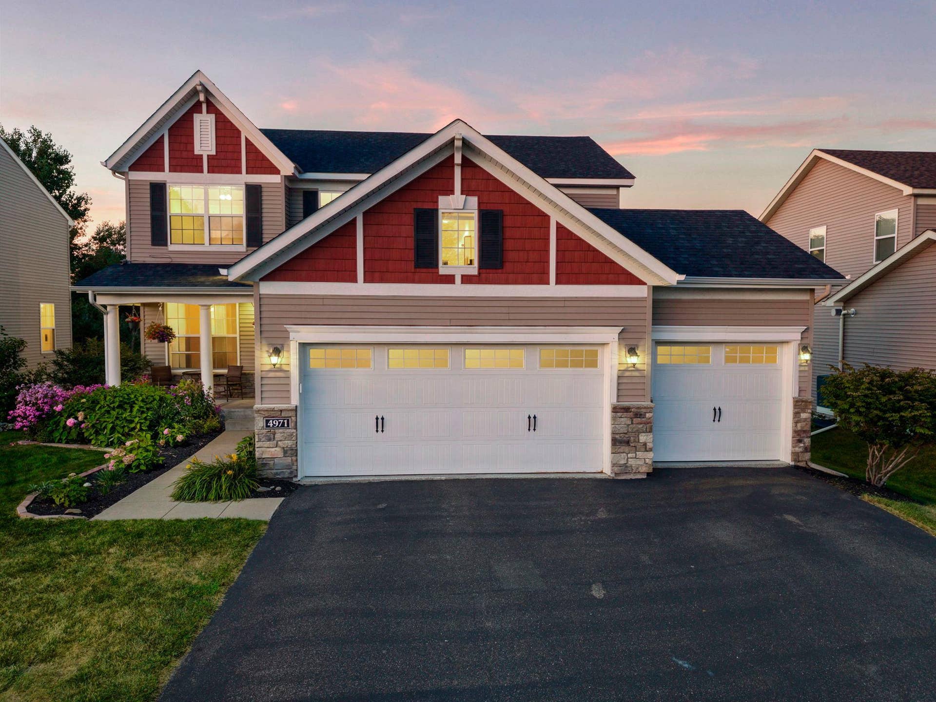 4971 Hamlet Avenue N, Oakdale, MN 55128 1-web-or-mls-4971 Hamlet Ave N-19 copy.jpg