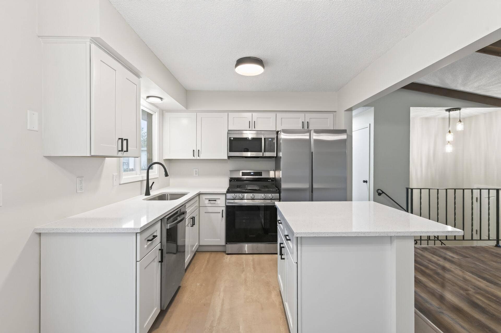 8444 Brunswick Court N, Brooklyn Park, MN 55443 Very open upper level concept!