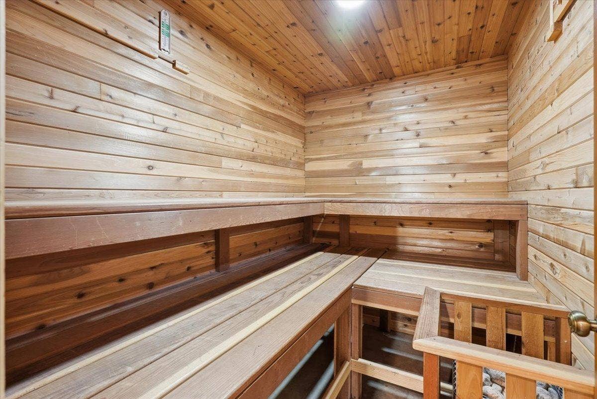 23-Sauna.jpg