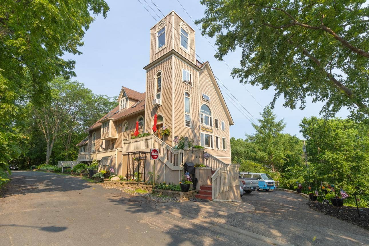 240 Oak Street W, #240, Stillwater, MN 55082 1.jpg