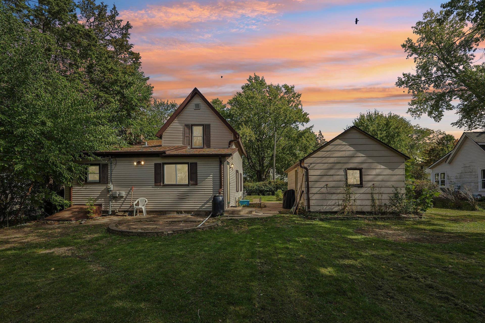 2229 Oak Hill Place, North Saint Paul, MN 55109 2-web-or-mls-VT-0610-2.jpg