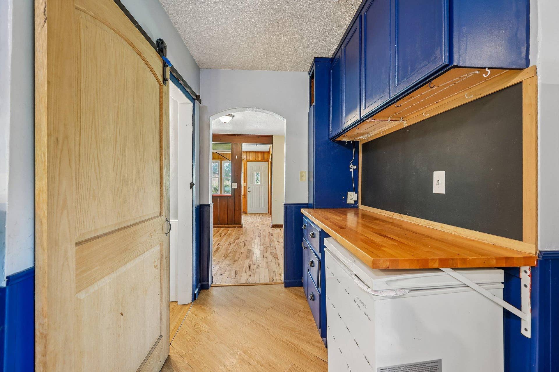 2229 Oak Hill Place, North Saint Paul, MN 55109 16-web-or-mls-Oak Hill Pl-S0610-014.jpg
