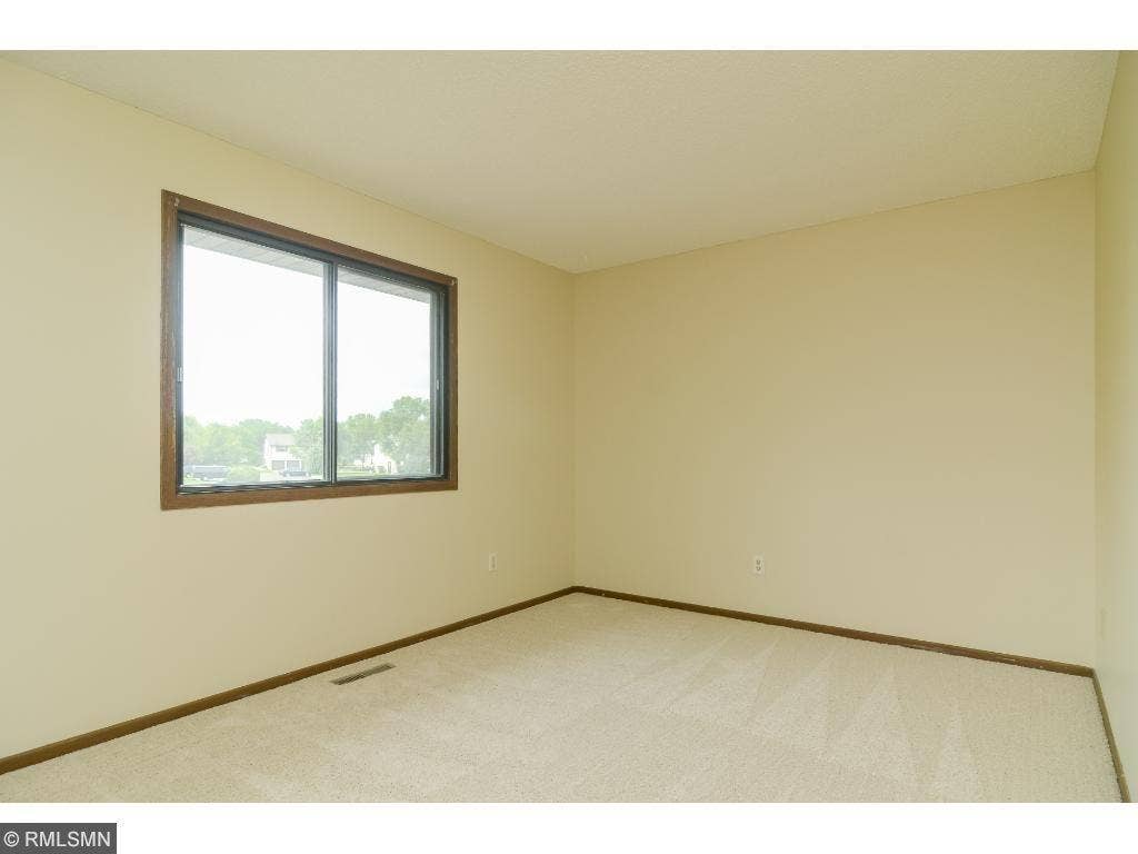 6501 84th Court N, Brooklyn Park, MN 55445 6501 84th Court N, Brooklyn Park, MN 55445