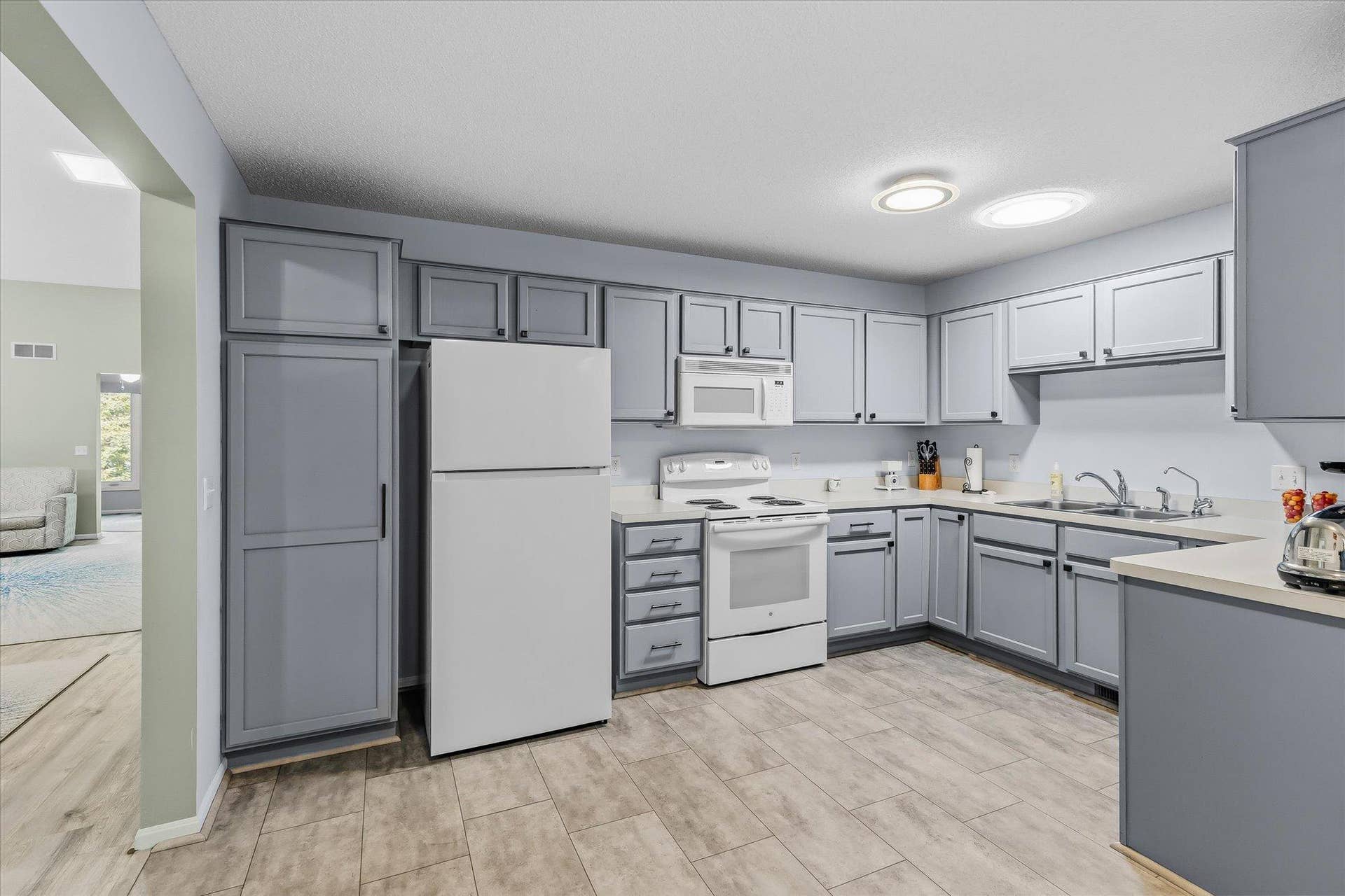 7856 Heinbuch Trail, Woodbury, MN 55125 19-Heinbuch.Trail (19).jpg