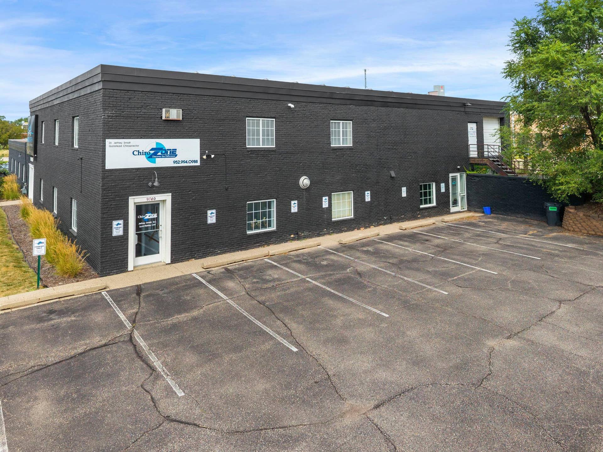 1620 98th Street W, Bloomington, MN 55431 2-web-or-mls-1620 W 98th St-512.jpg