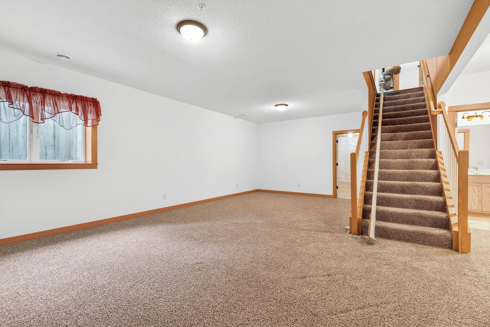 5845 Oakgreen Court N, Stillwater, MN 55082 25-web-or-mls-5845 Oakgreen Court North Stillwater-24.jpg