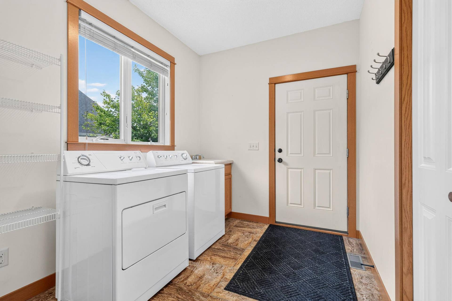 5845 Oakgreen Court N, Stillwater, MN 55082 29-web-or-mls-5845 Oakgreen Court North Stillwater-26.jpg