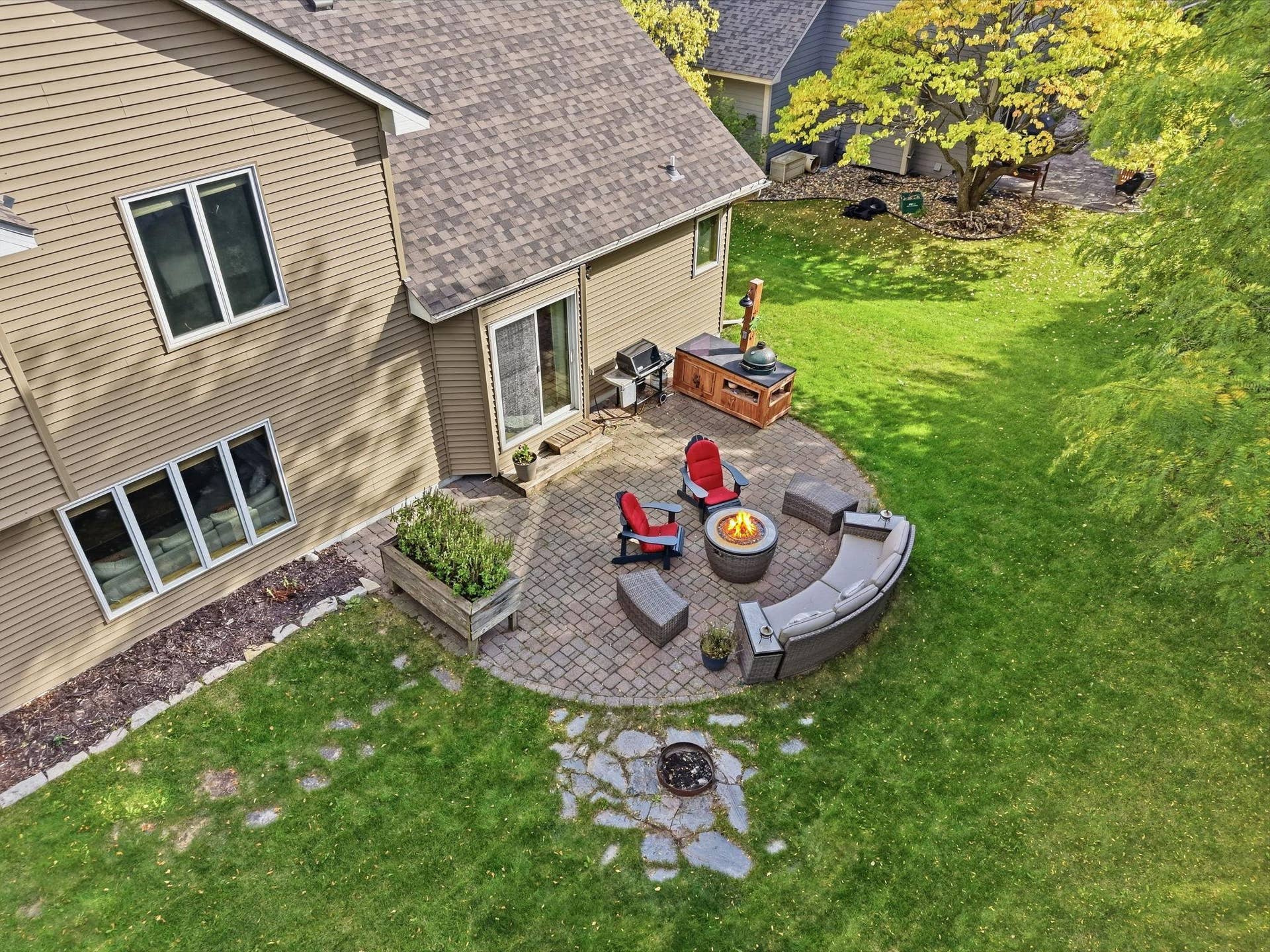 4235 Wedgewood Lane N, Plymouth, MN 55442