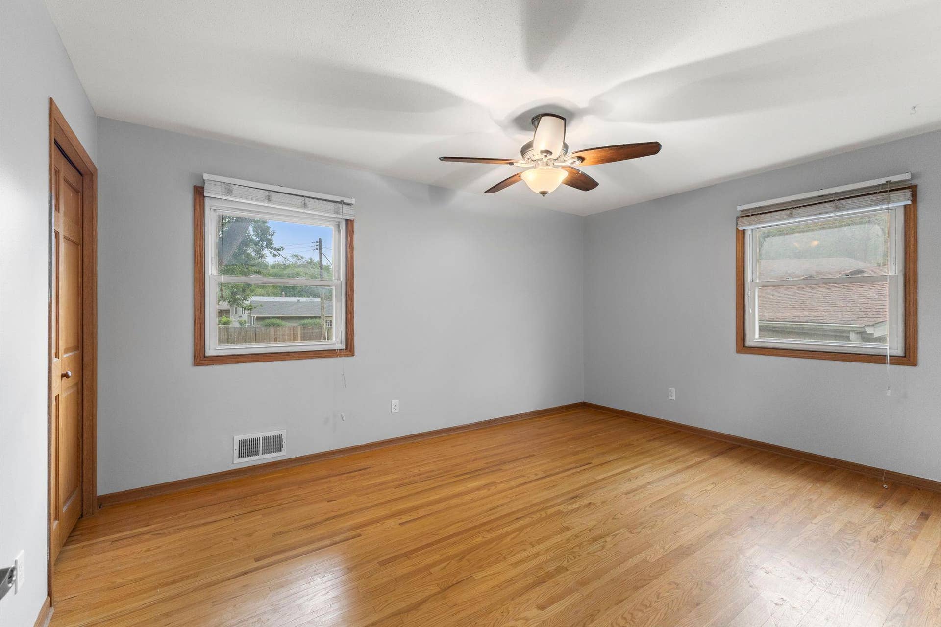 3684 Prairie Road, White Bear Lake, MN 55110 33-web-or-mls-3684 Prairie Rd-229.jpg