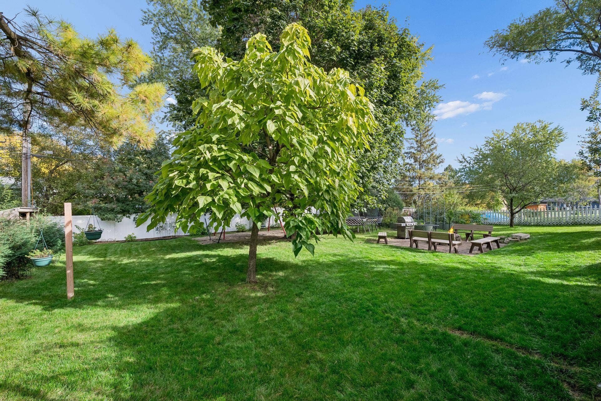 7611 Kiowa Avenue, Chanhassen, MN 55317 7611 Kiowa Avenue, Chanhassen, MN 55317