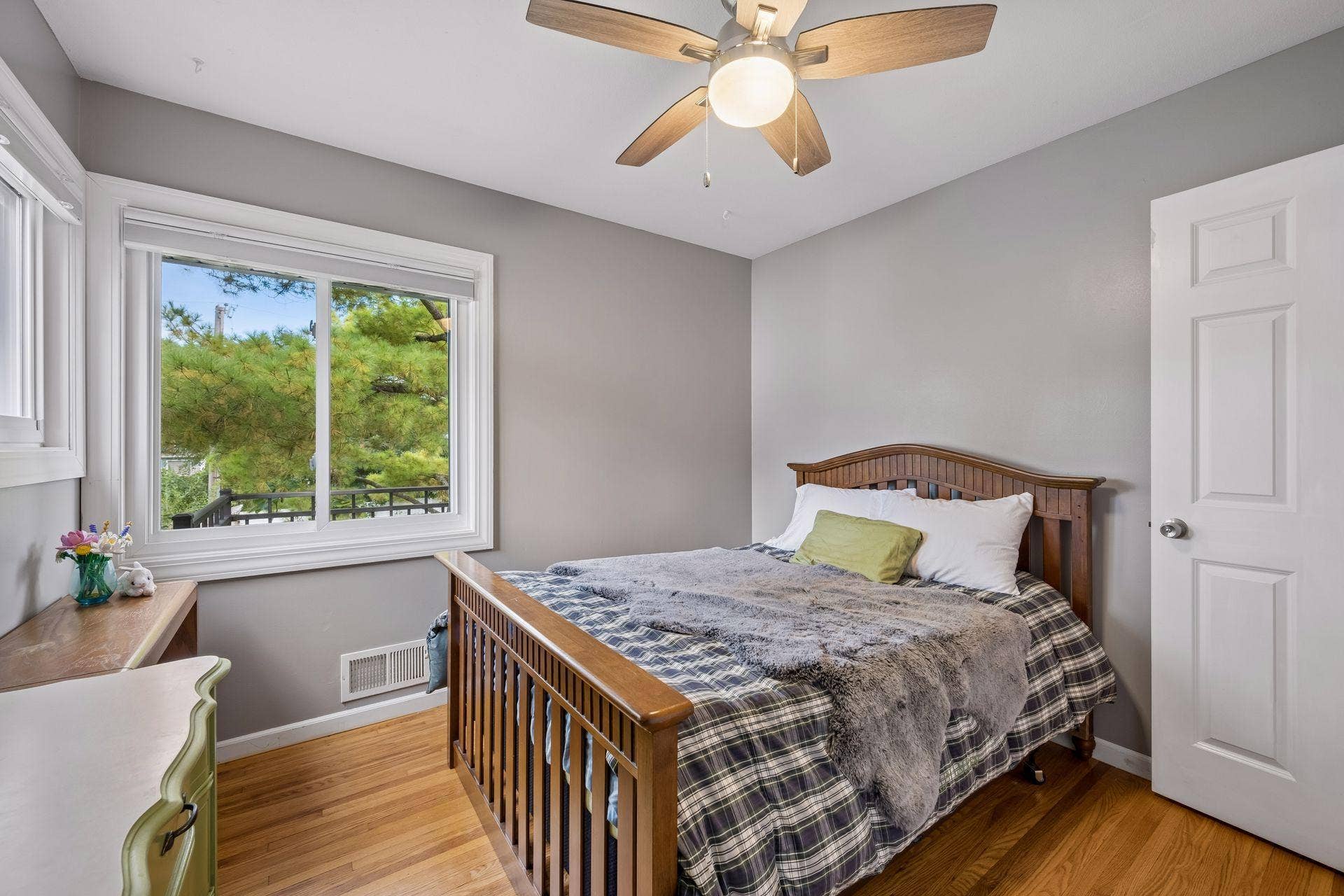 7611 Kiowa Avenue, Chanhassen, MN 55317 7611 Kiowa Avenue, Chanhassen, MN 55317