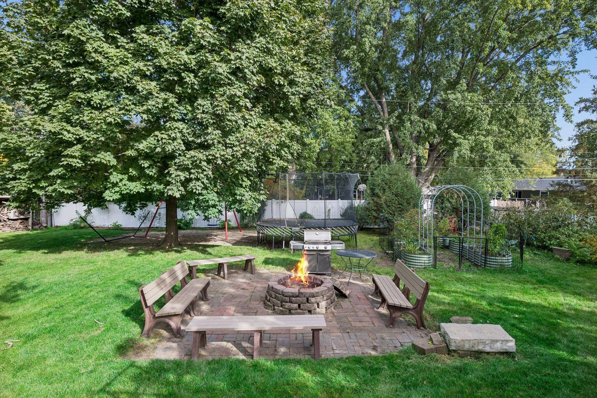 7611 Kiowa Avenue, Chanhassen, MN 55317 7611 Kiowa Avenue, Chanhassen, MN 55317