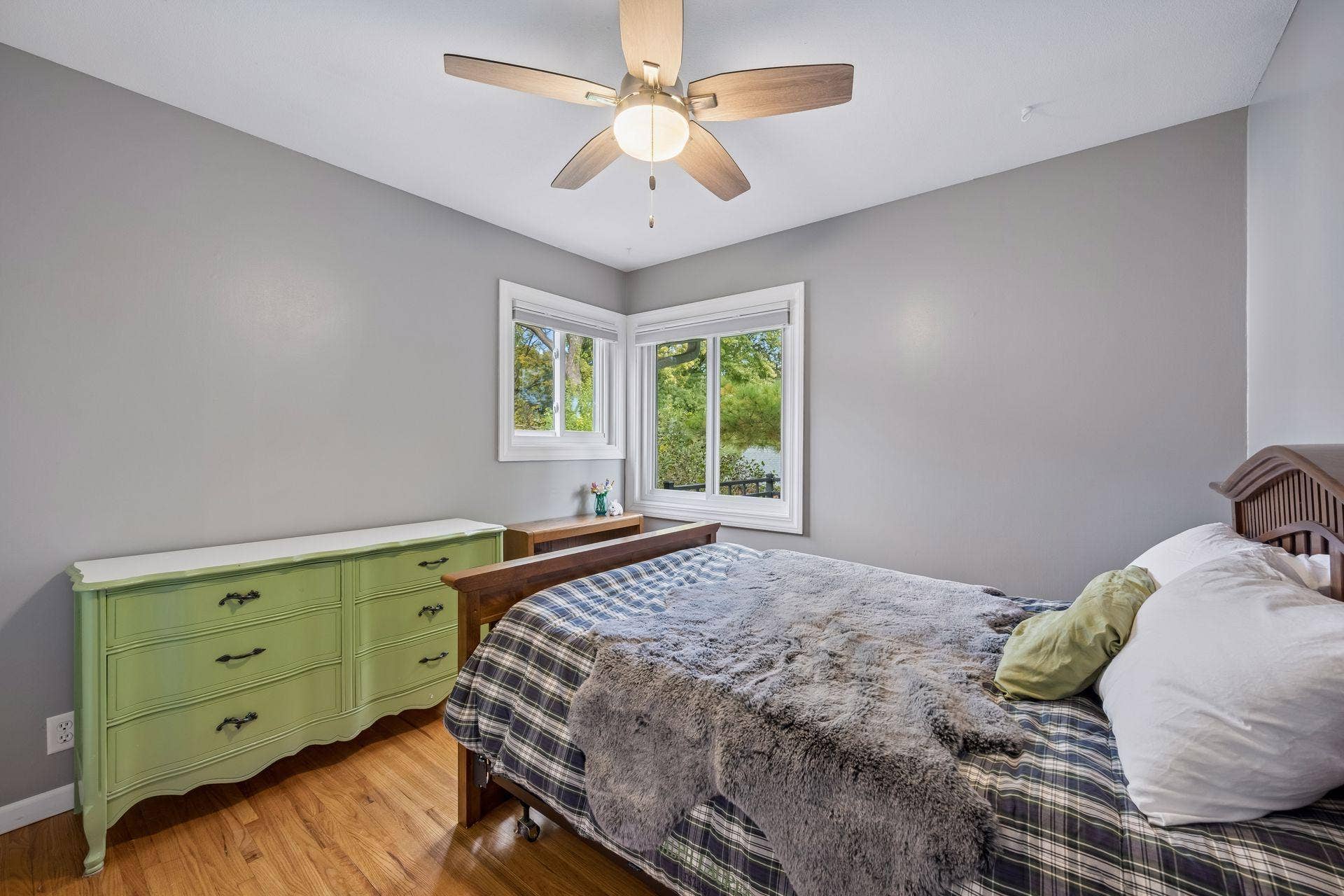7611 Kiowa Avenue, Chanhassen, MN 55317 7611 Kiowa Avenue, Chanhassen, MN 55317
