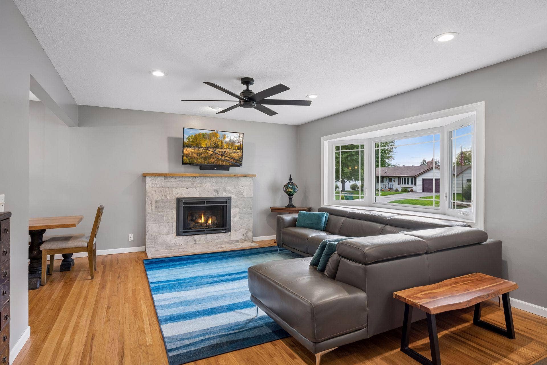 7611 Kiowa Avenue, Chanhassen, MN 55317 7611 Kiowa Avenue, Chanhassen, MN 55317