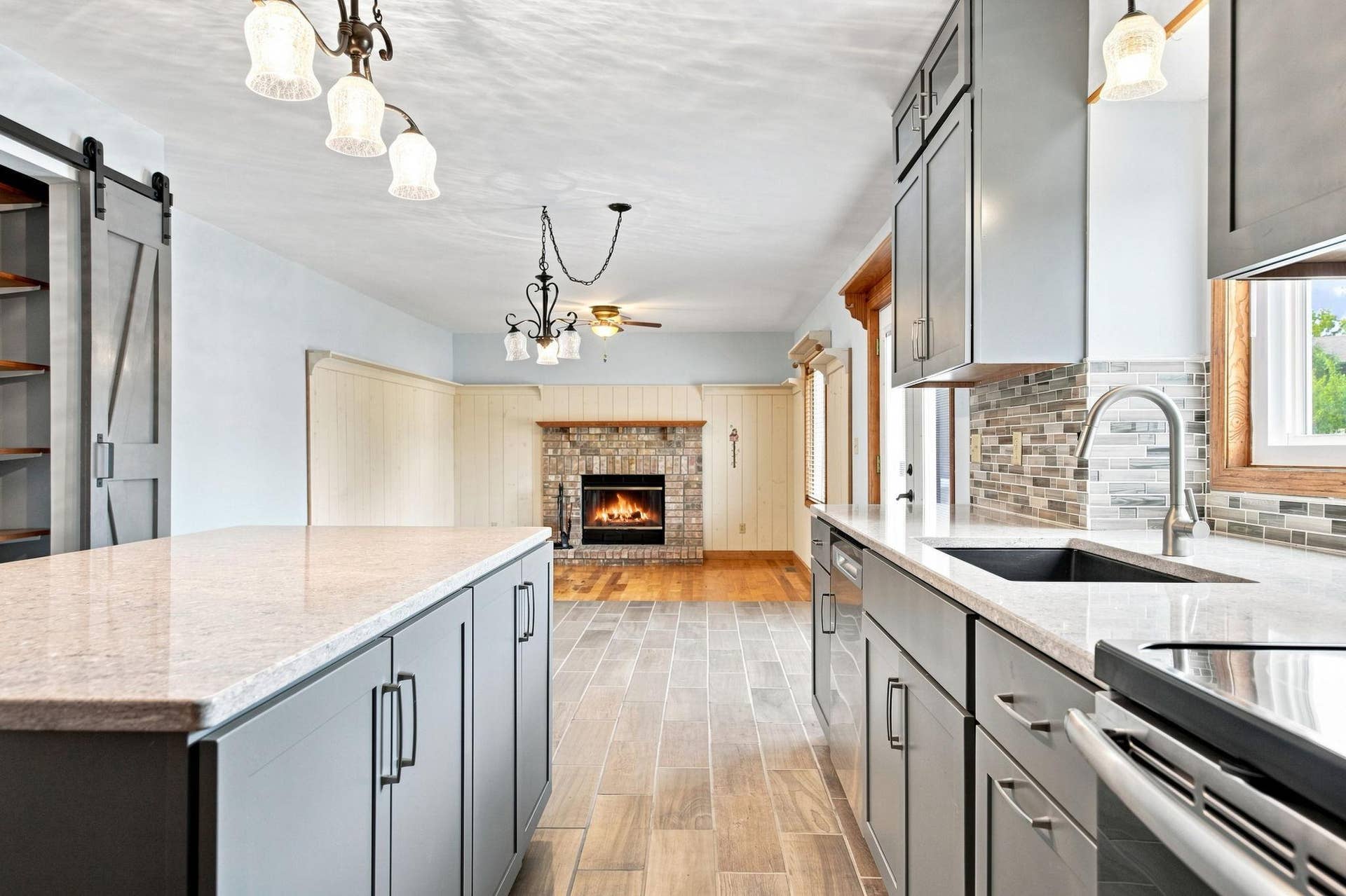 2610 Hydram Avenue N, Oakdale, MN 55128 2610 Hydram Avenue N, Oakdale, MN 55128