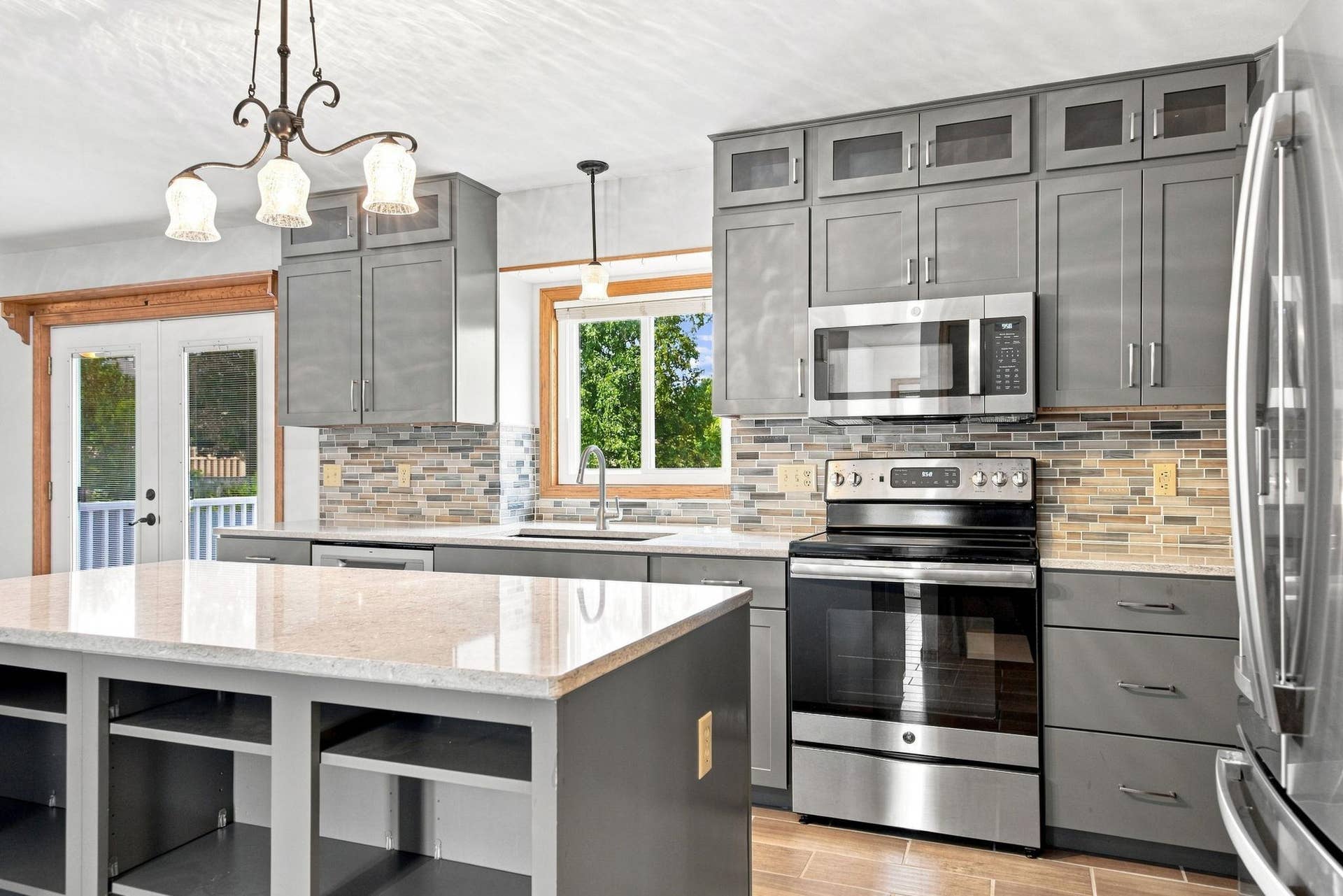 2610 Hydram Avenue N, Oakdale, MN 55128 2610 Hydram Avenue N, Oakdale, MN 55128