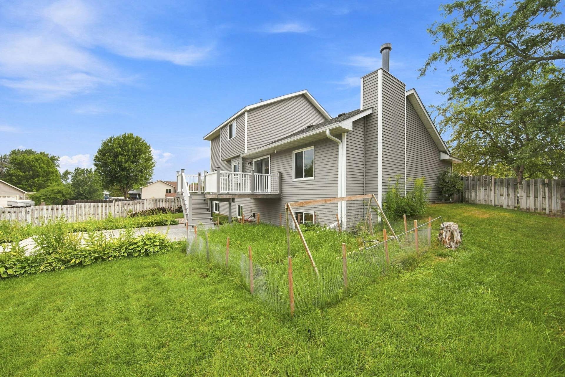2610 Hydram Avenue N, Oakdale, MN 55128 2610 Hydram Avenue N, Oakdale, MN 55128