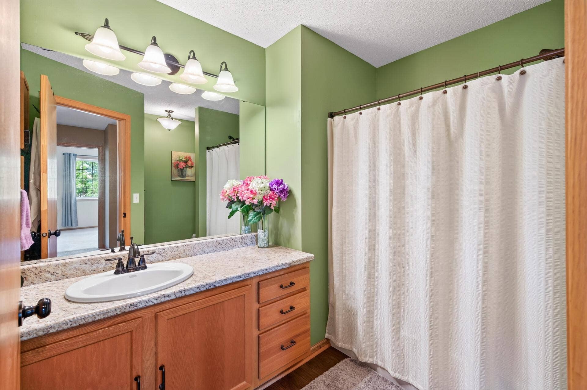 6193 Courtly Road, #E, Woodbury, MN 55125 29_6193_Courtly_Rd_E29_mls.jpg