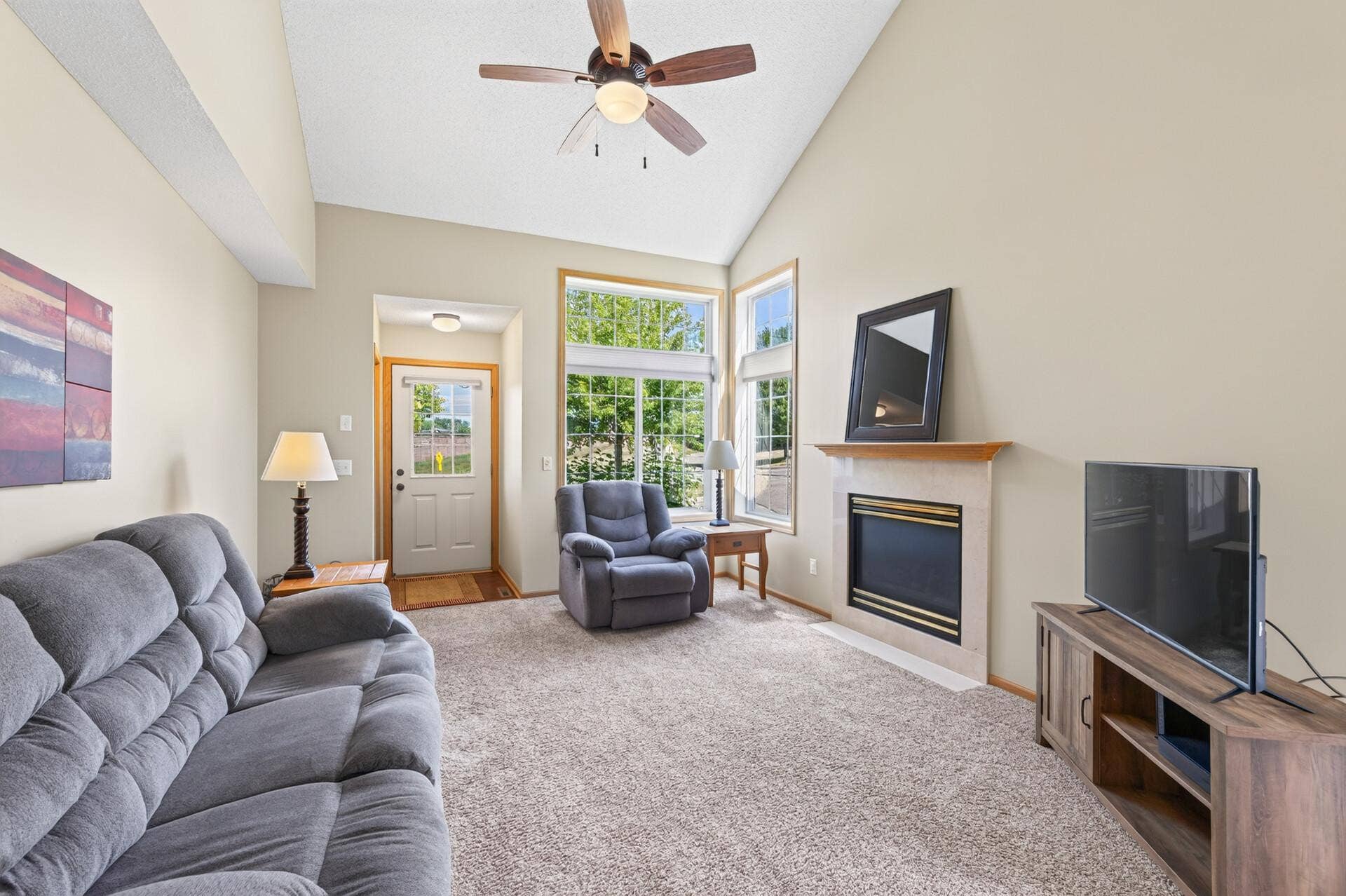 6193 Courtly Road, #E, Woodbury, MN 55125 08_6193_Courtly_Rd_E8_mls.jpg