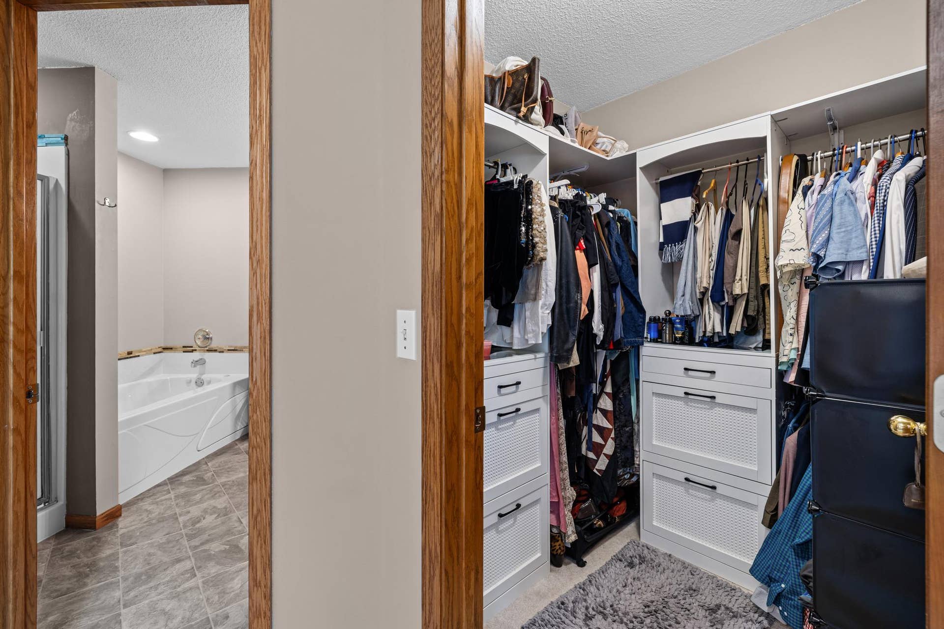 9220 Merrimac Lane N, Maple Grove, MN 55311 9220 Merrimac Lane N, Maple Grove, MN 55311