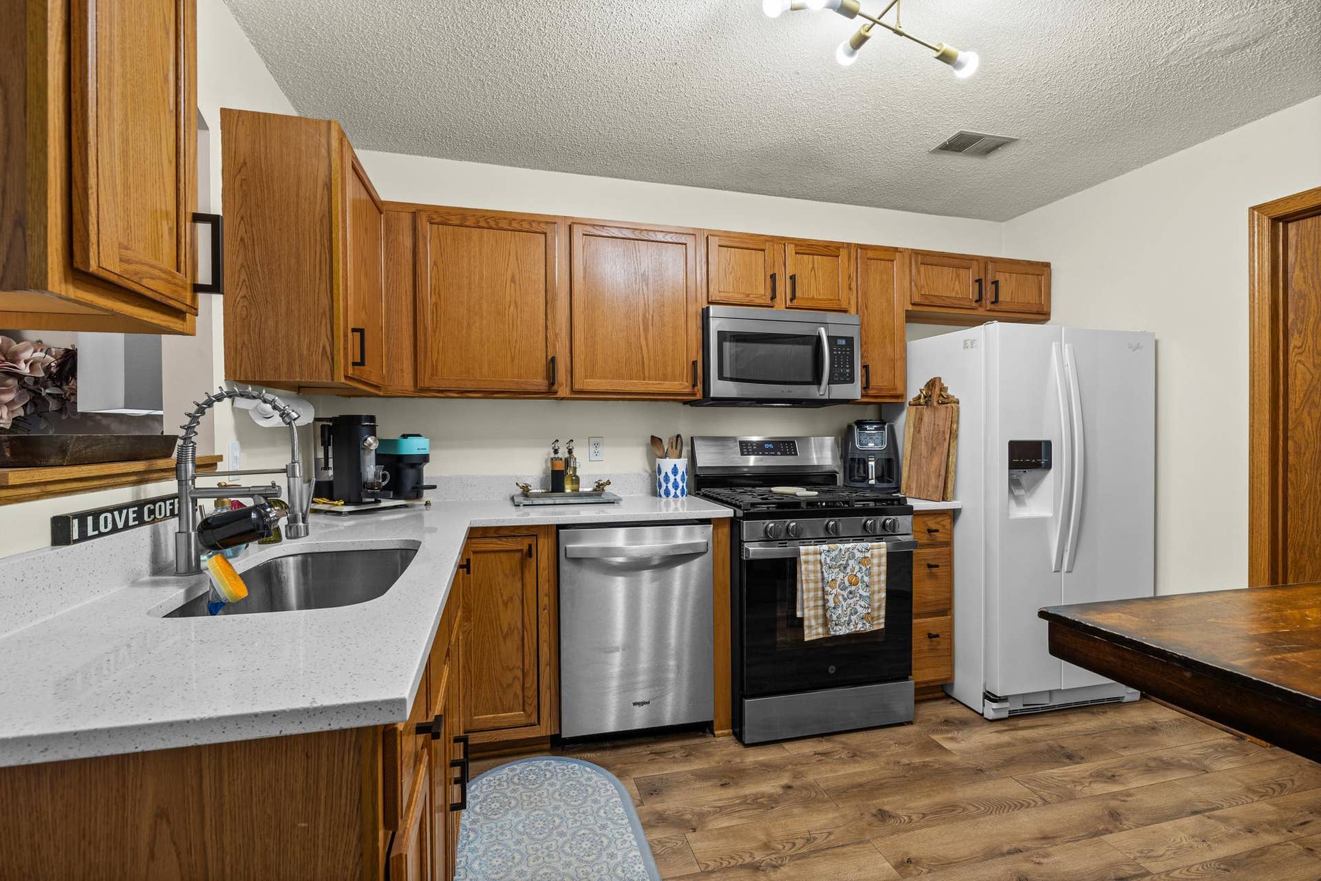 9220 Merrimac Lane N, Maple Grove, MN 55311 9220 Merrimac Lane N, Maple Grove, MN 55311