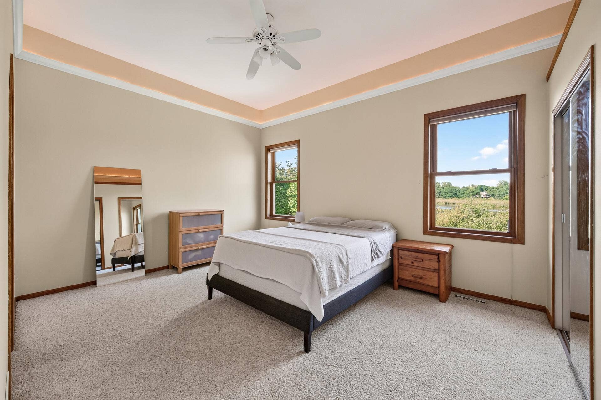 3569 Gershwin Avenue N, Oakdale, MN 55128