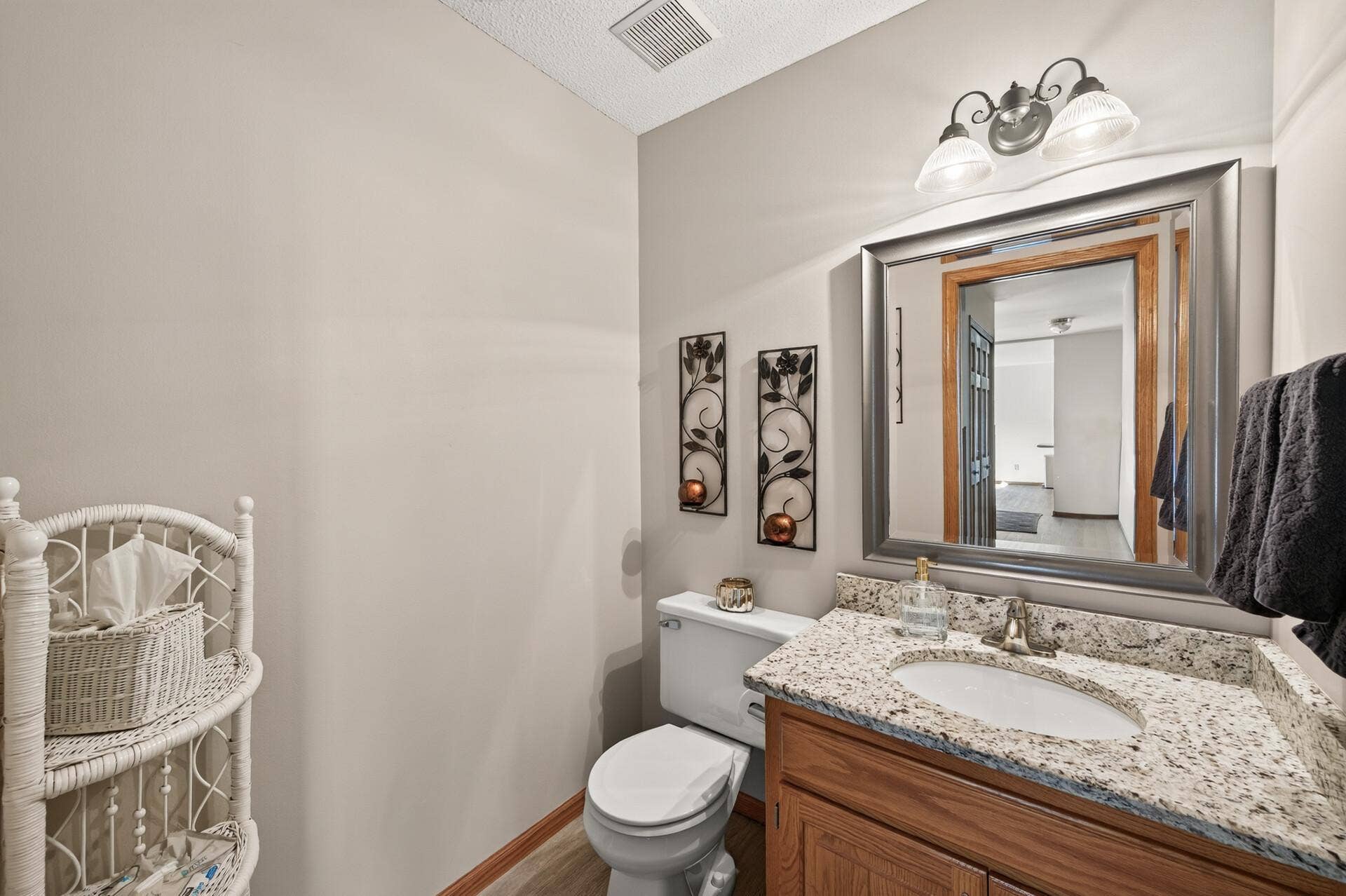 3569 Gershwin Avenue N, Oakdale, MN 55128
