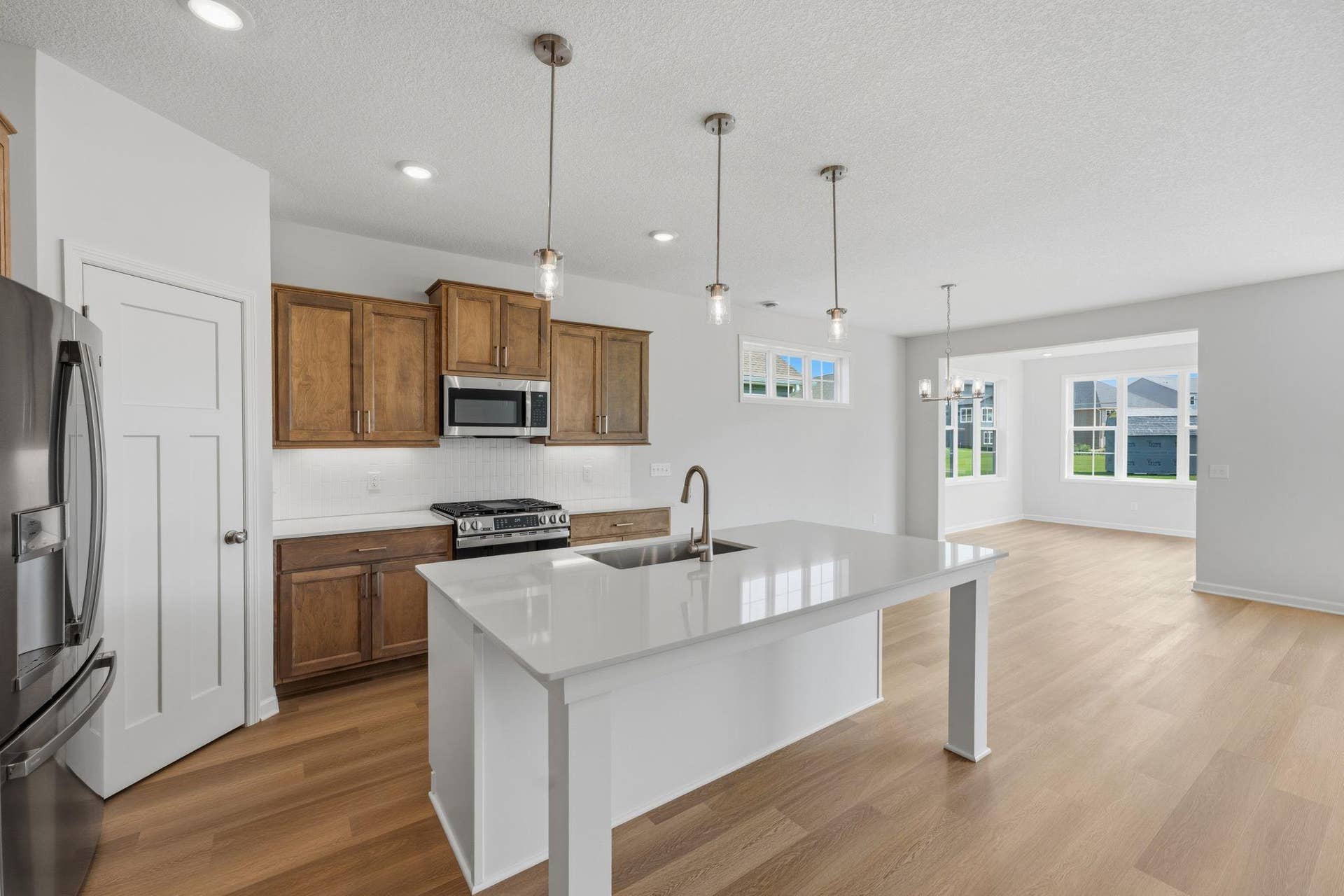 6321 158th Street N, Hugo, MN 55038 6321 158th Street N, Hugo, MN 55038