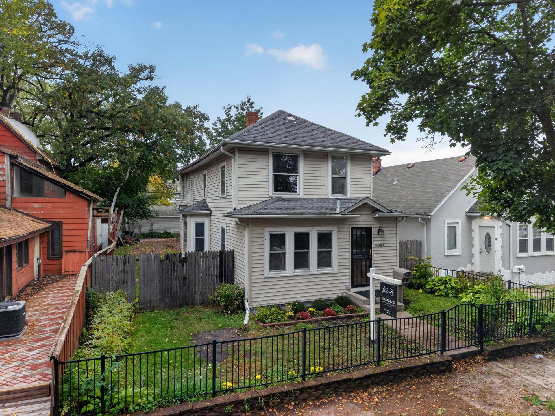 3947 Dupont Avenue N, 81, Minneapolis, MN 55412 DJI_20260930160659_0142_D.jpg