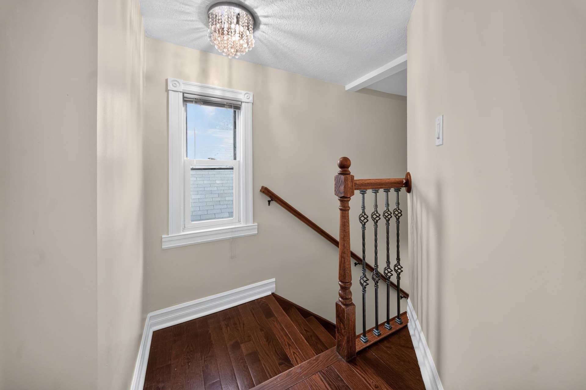 3947 Dupont Avenue N, 81, Minneapolis, MN 55412 DSC01047.jpg