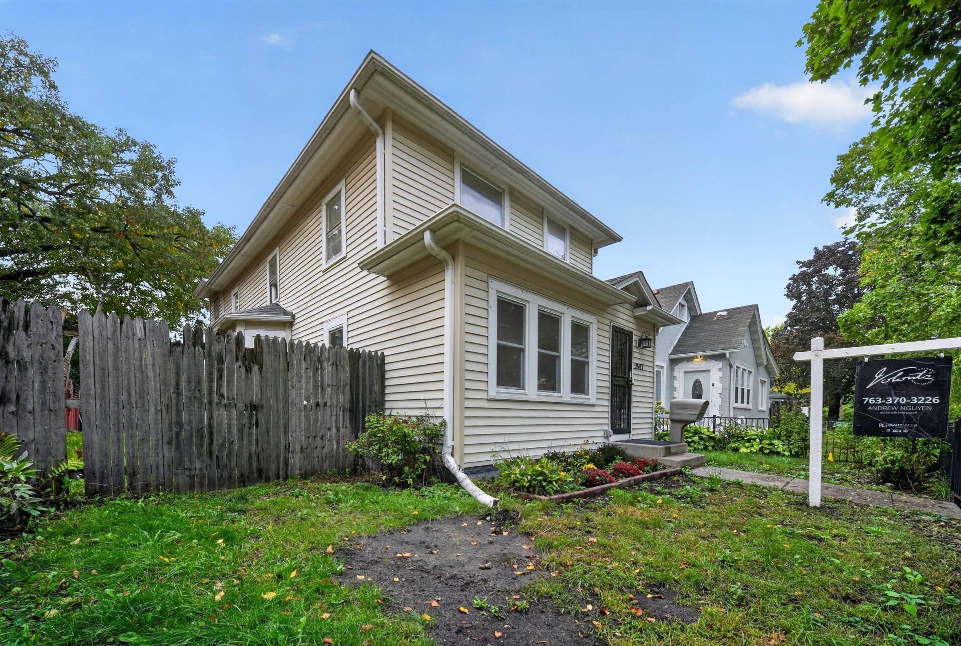 3947 Dupont Avenue N, 81, Minneapolis, MN 55412 DSC01134.jpg