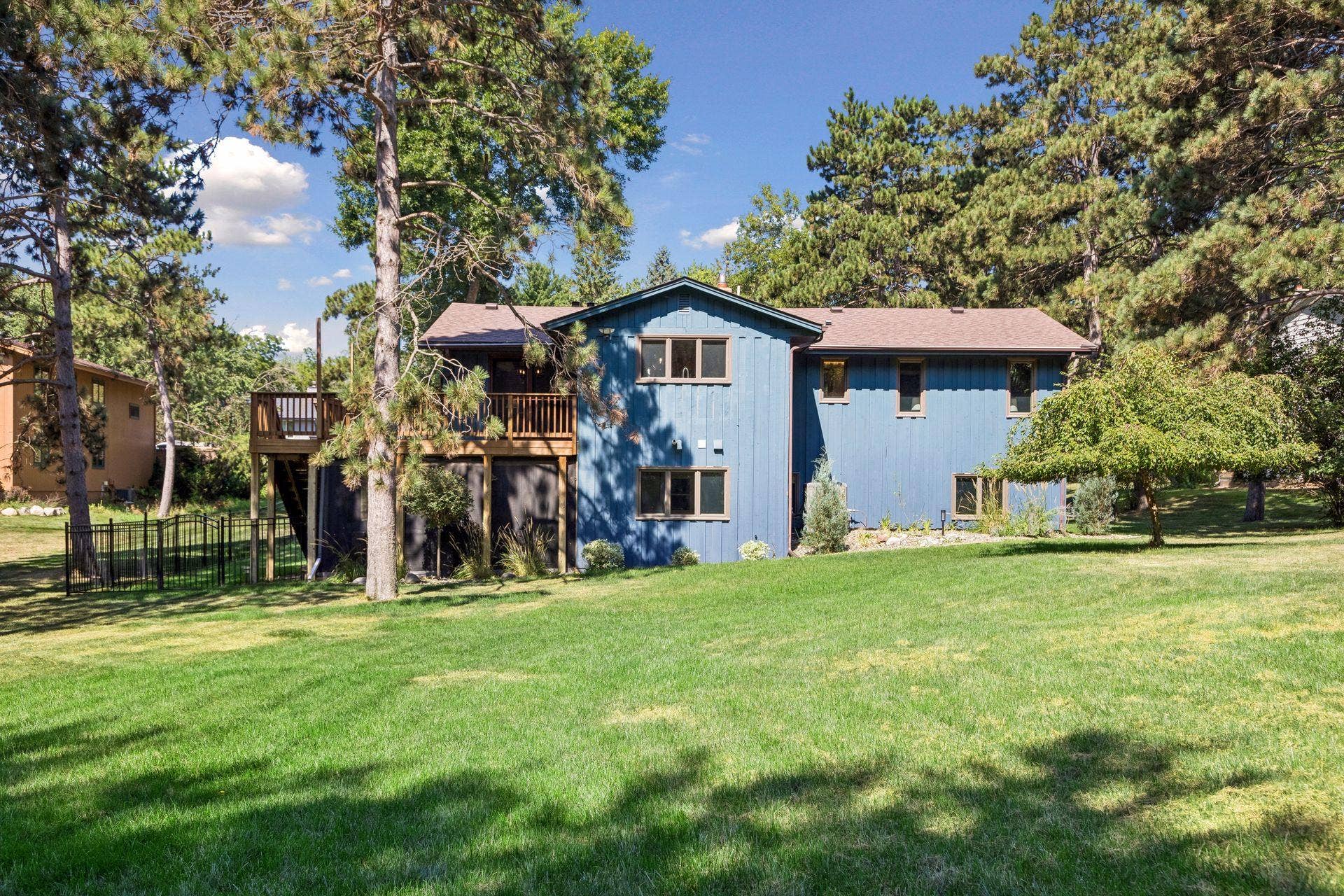 8249 Deer Pond Court N, Lake Elmo, MN 55042 Park-like yard surrounded by mature trrees
