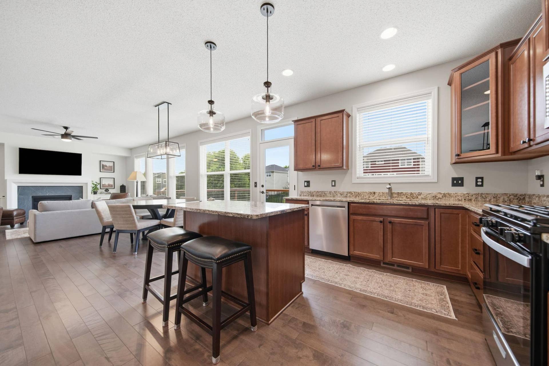 3116 Lowell Court, Stillwater, MN 55082 3116 Lowell Court, Stillwater, MN 55082