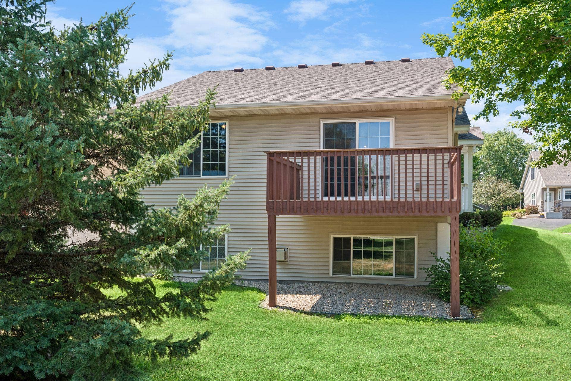 8556 Adair Circle N, Brooklyn Park, MN 55443 8556 Adair Circle N, Brooklyn Park, MN 55443