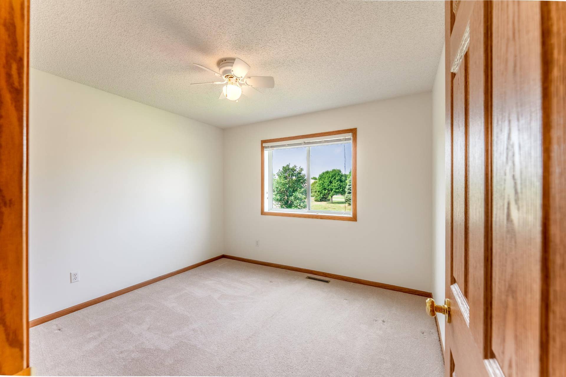 Upper level bedroom