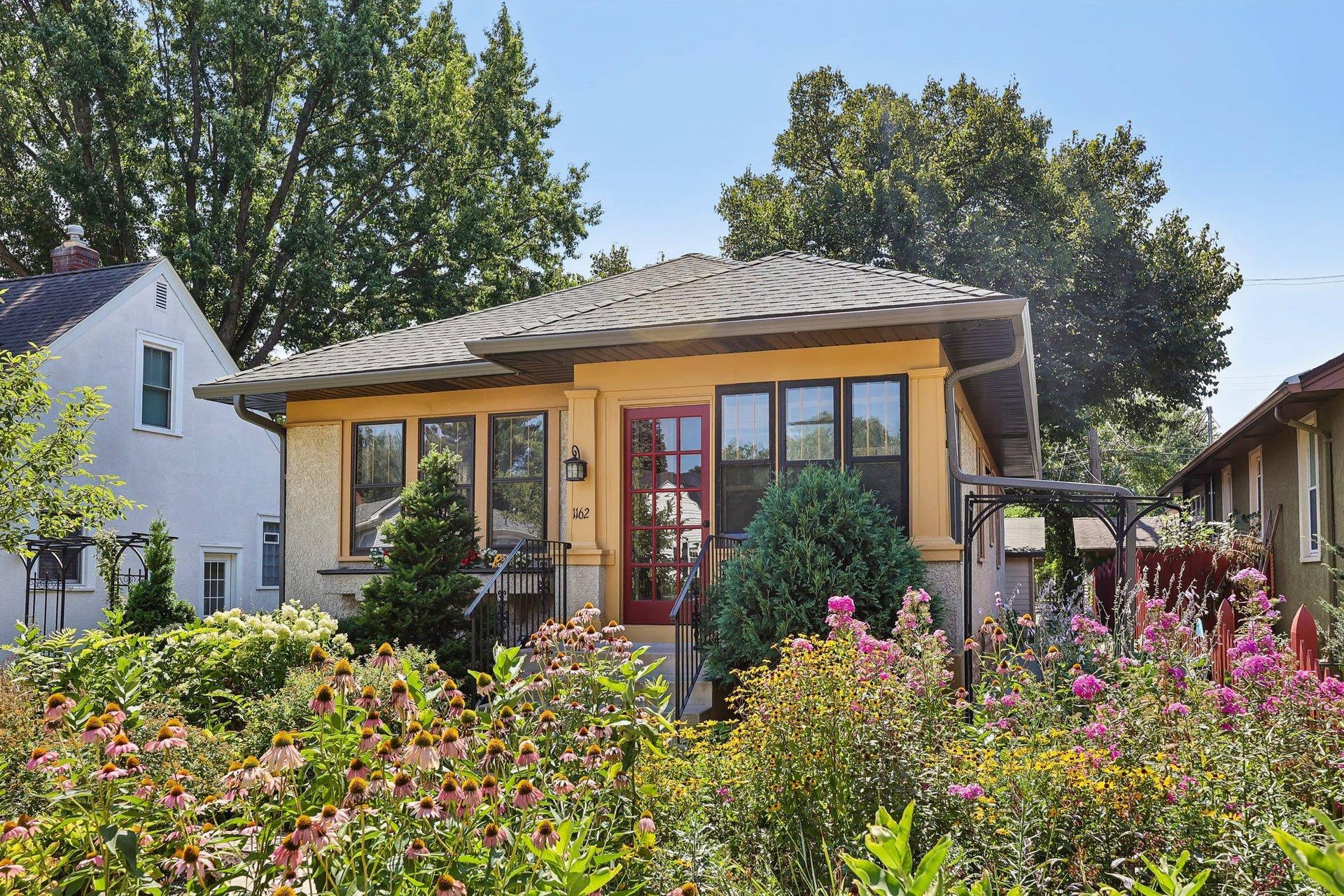 1162 James Avenue, 95, Saint Paul, MN 55105 Welcome to 1162 James Ave!