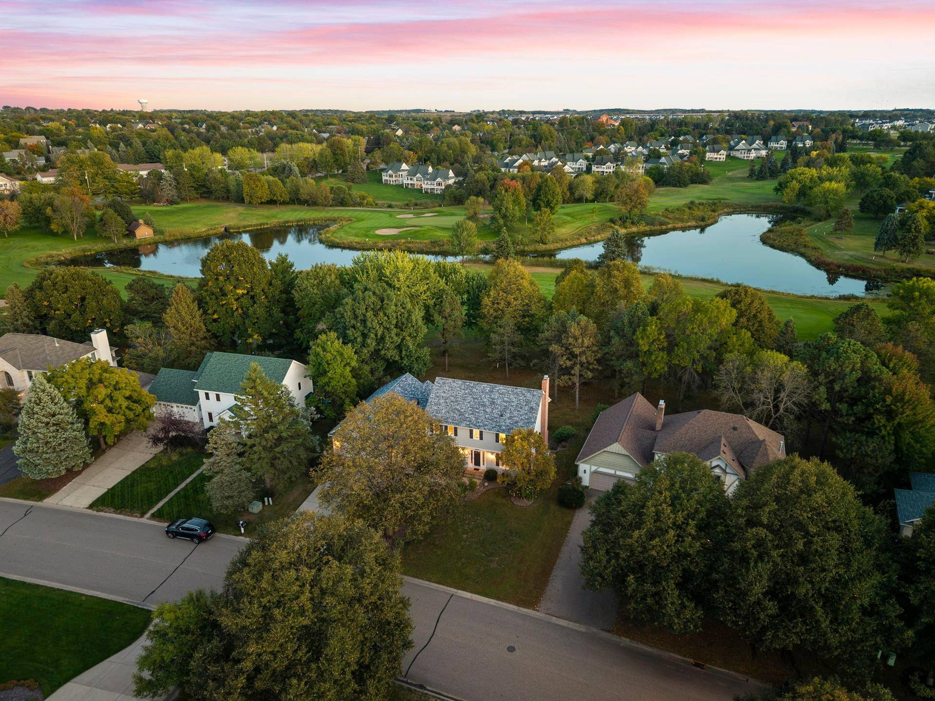 3563 Rae Lane, Woodbury, MN 55125 3563 Rae Lane, Woodbury, MN 55125