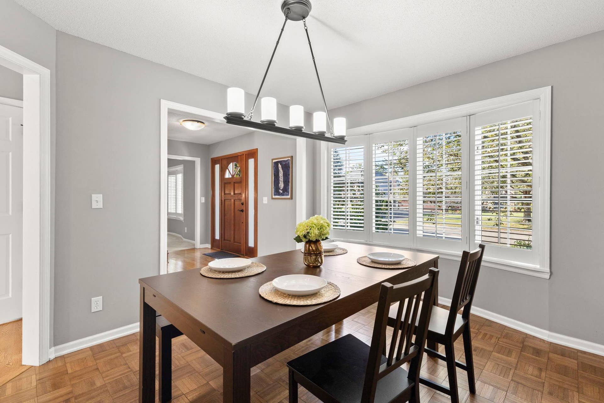 3563 Rae Lane, Woodbury, MN 55125 3563 Rae Lane, Woodbury, MN 55125