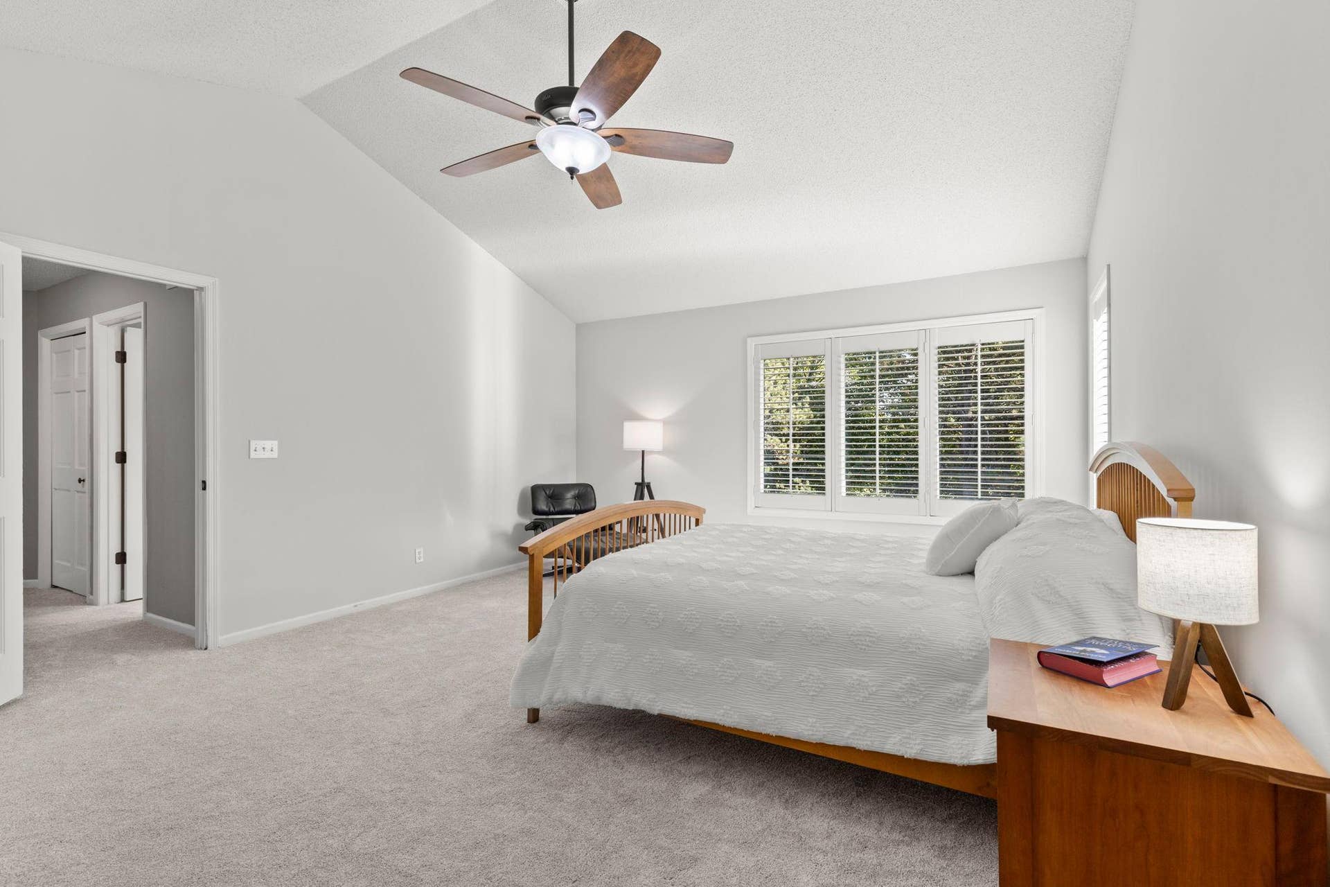3563 Rae Lane, Woodbury, MN 55125 3563 Rae Lane, Woodbury, MN 55125