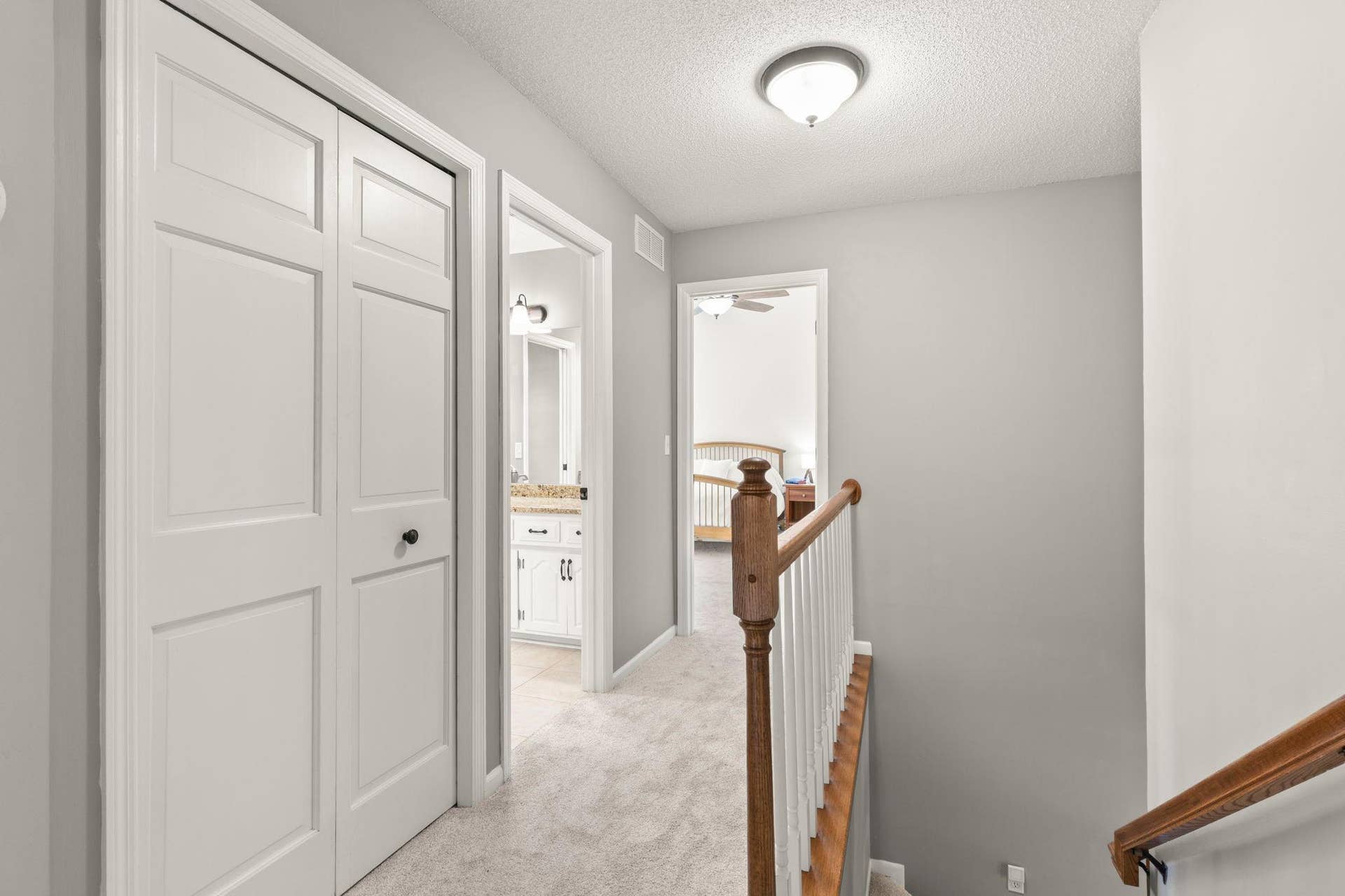 3563 Rae Lane, Woodbury, MN 55125 Upstairs