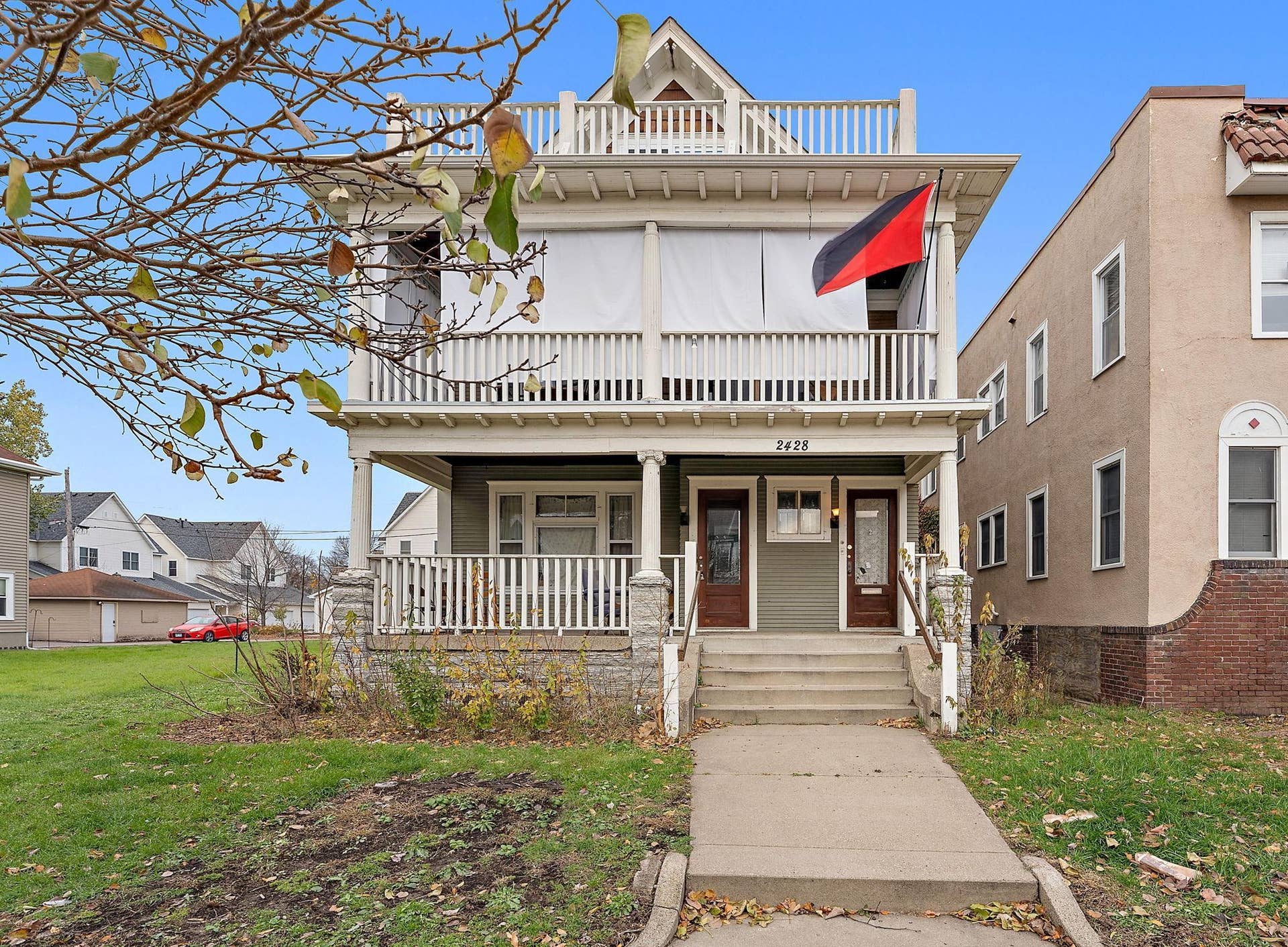 2428 Chicago Avenue, #2, 63, Minneapolis, MN 55404 22-web-or-mls-UAV Vision Media - Mpls UNIT 2 (30).jpg