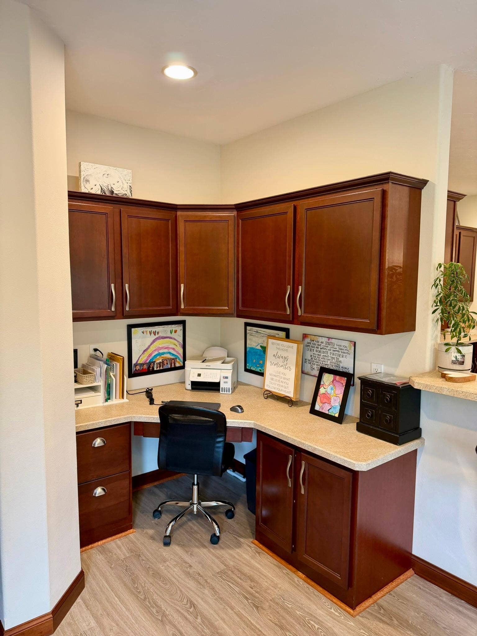 3318 Highland Drive NE, Bemidji, MN 56601 Office Nook