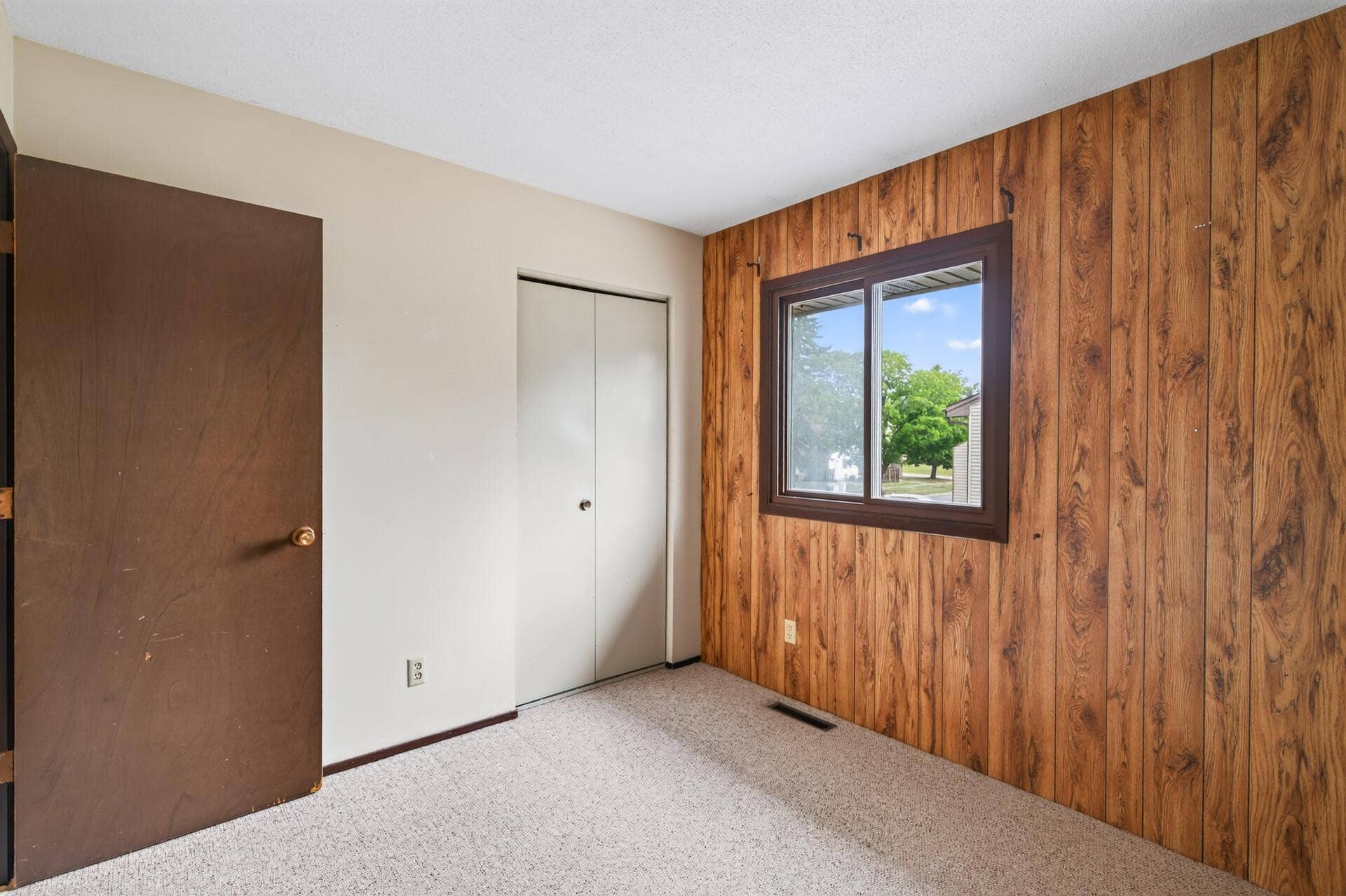 6133 72nd Lane N, Brooklyn Park, MN 55429 23_6133_72nd23_mls.jpg