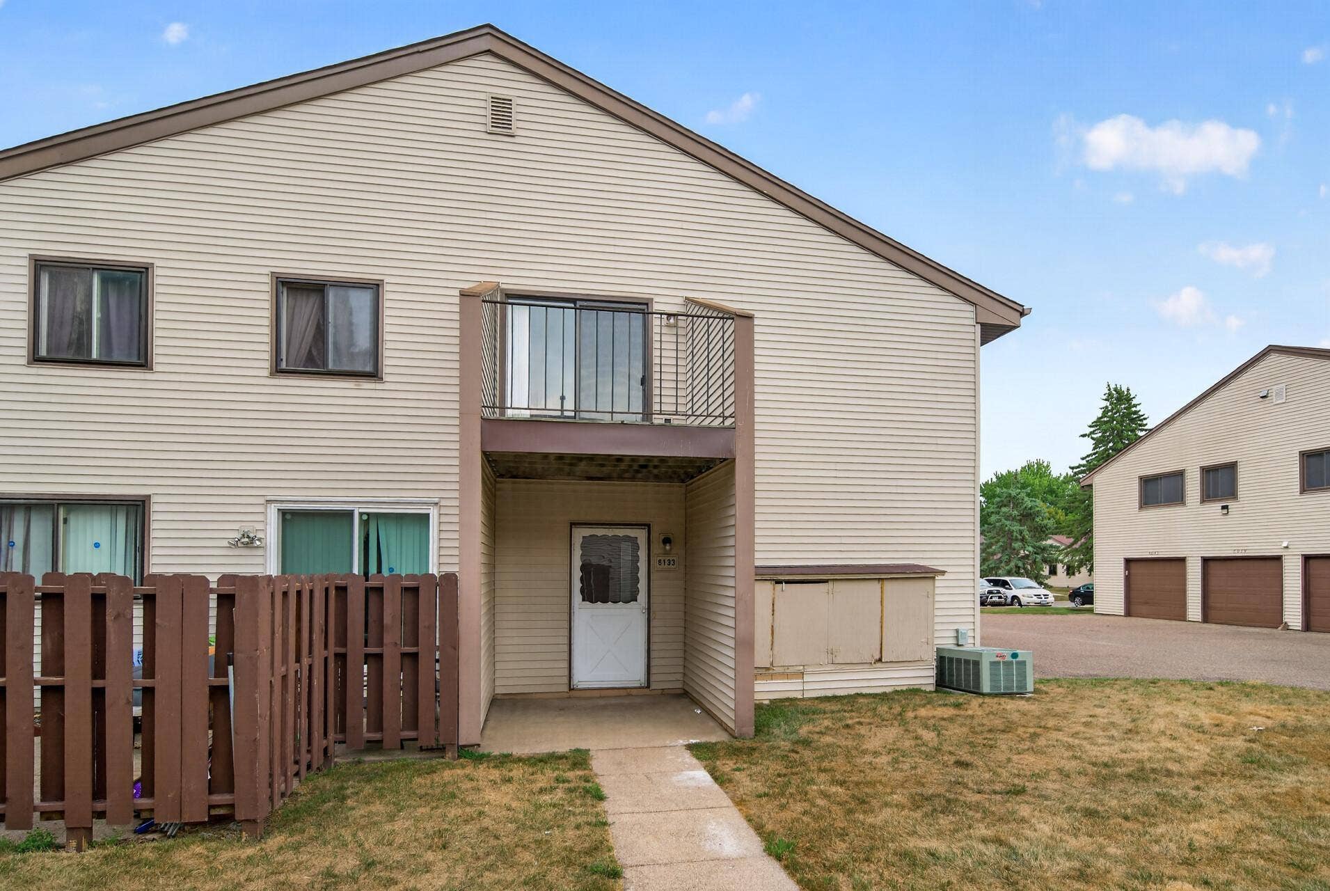 6133 72nd Lane N, Brooklyn Park, MN 55429 02_6133_72nd2_mls.jpg