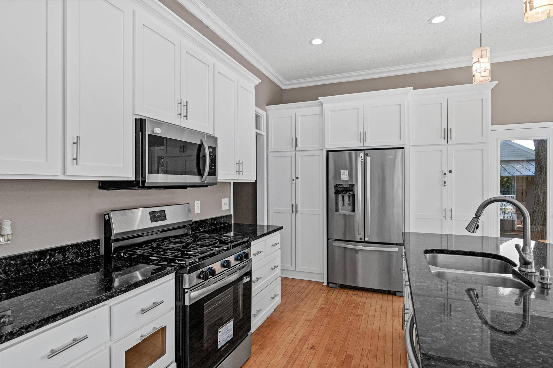 2417 87th Trail N, Brooklyn Park, MN 55443 2417 87th Trail N-13.jpg